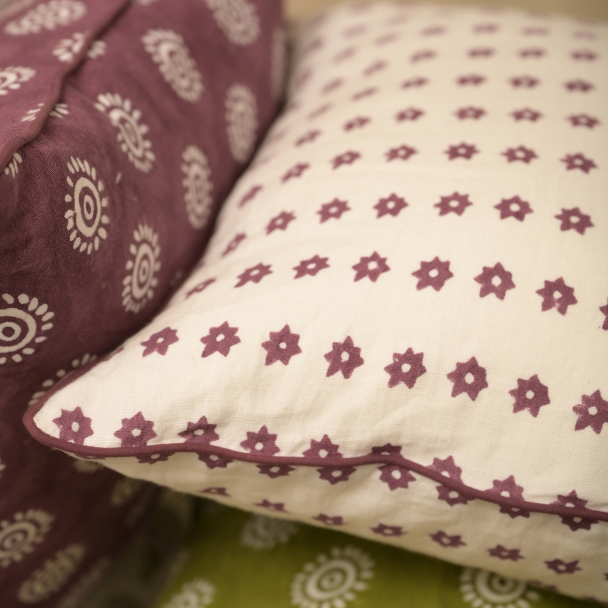 Bela Linen Throw Pillow Cover