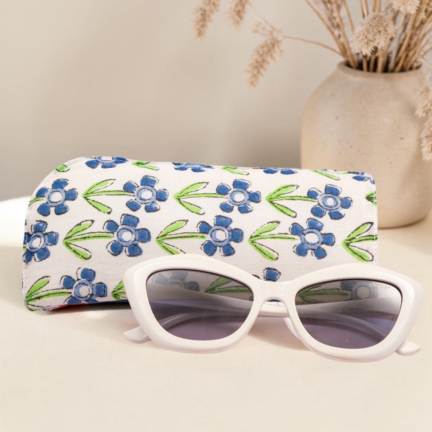 Noor Sunglasses Pouch - Green